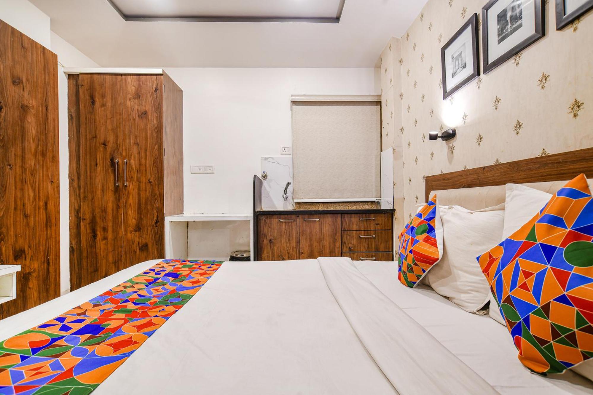 Fabhotel Shree Ram Palace インドール エクステリア 写真